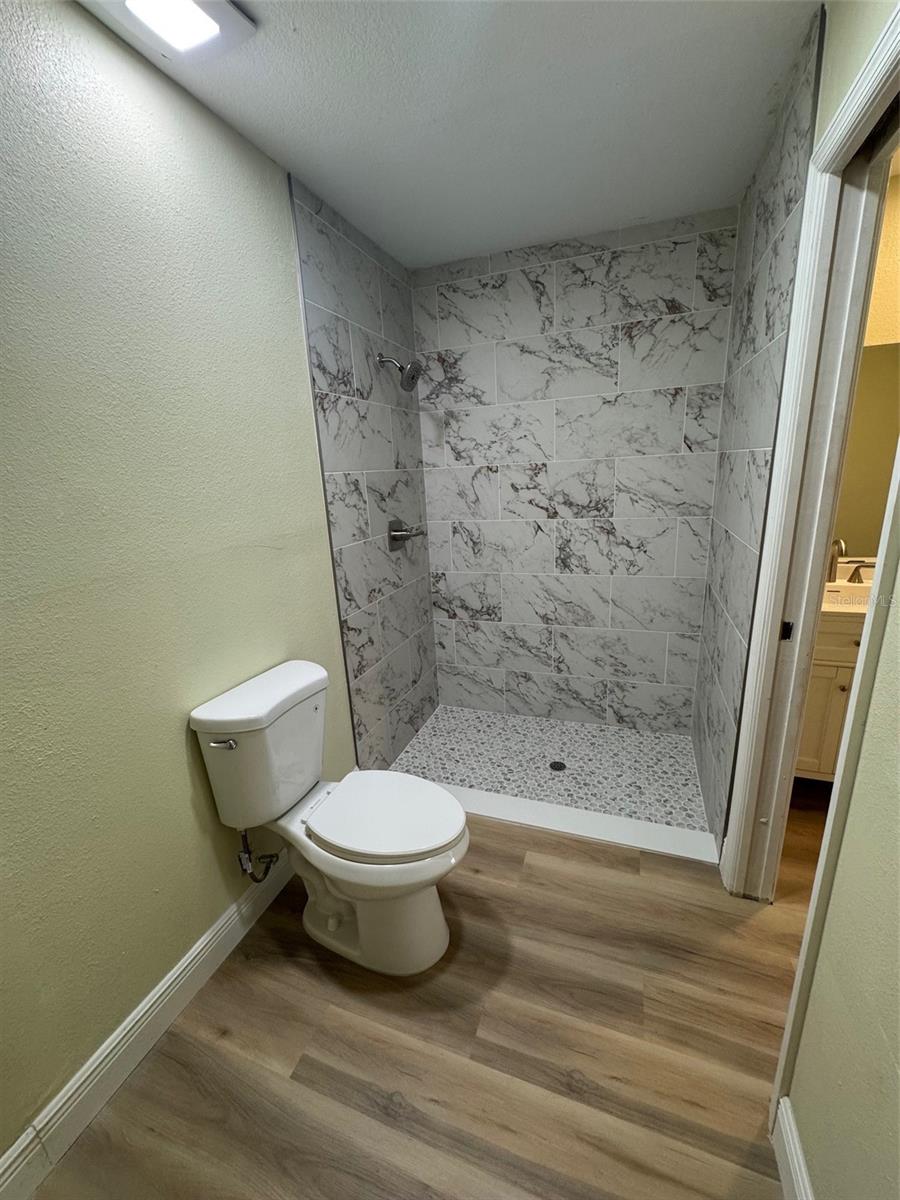 Image 9 of 10 For 2317 Sun Valley Circle 2317