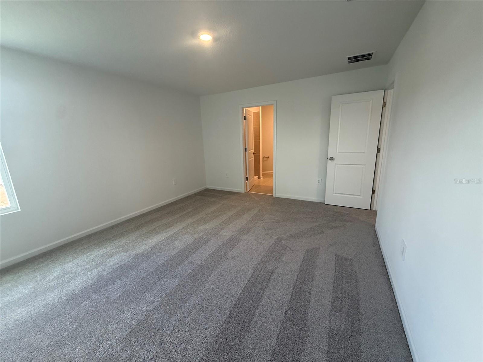 Image 12 of 24 For 4378 River Beacon Boulevard