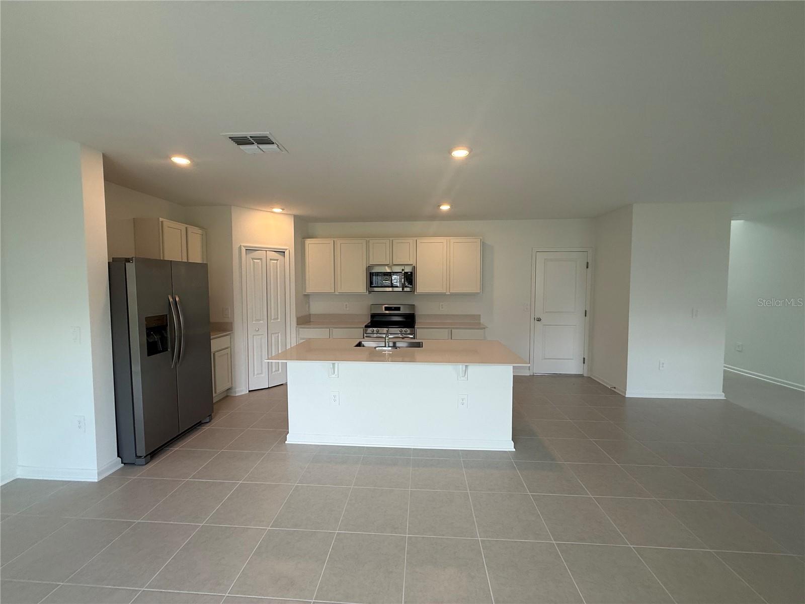 Image 4 of 24 For 4378 River Beacon Boulevard