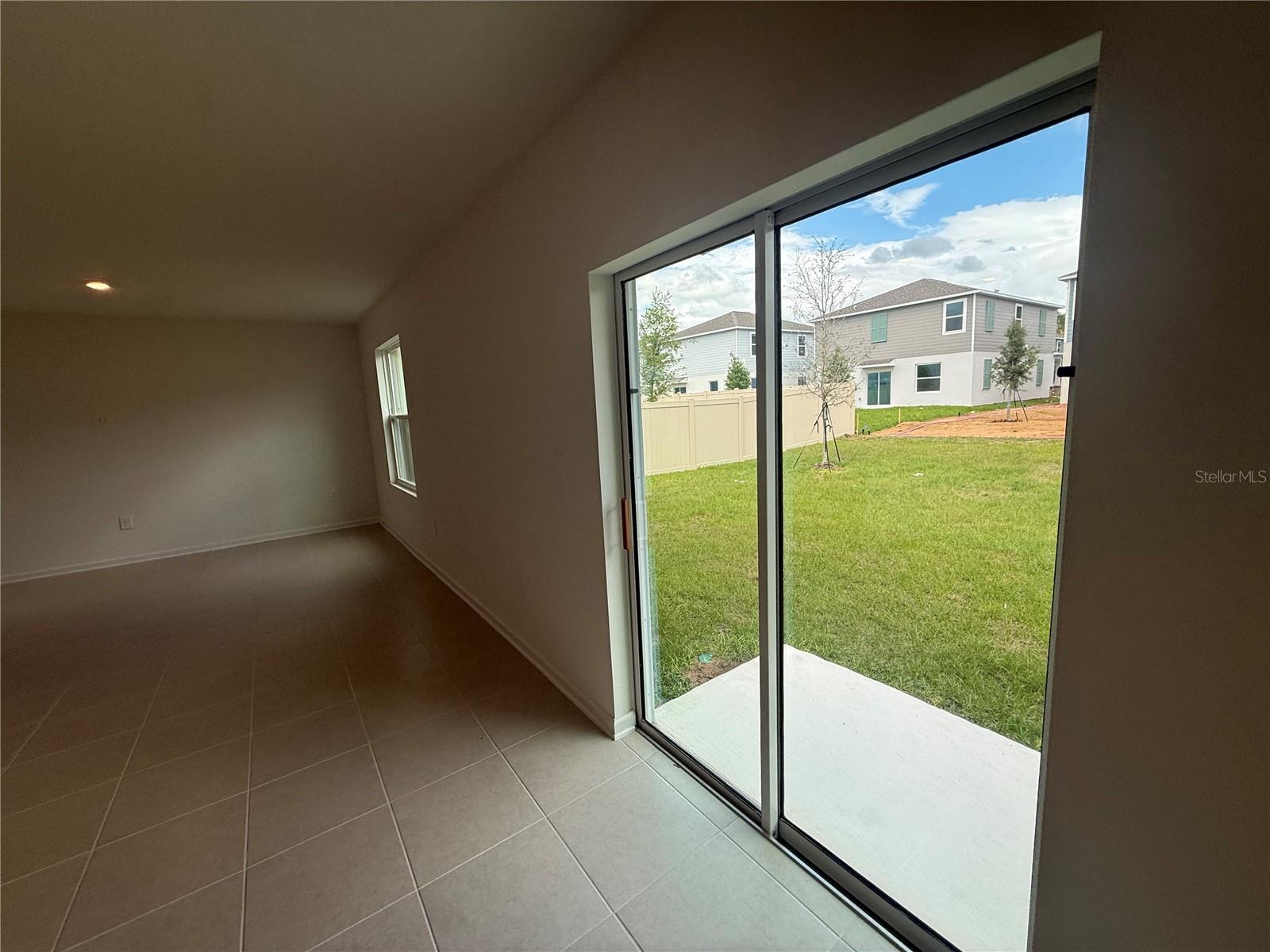 Image 6 of 24 For 4378 River Beacon Boulevard