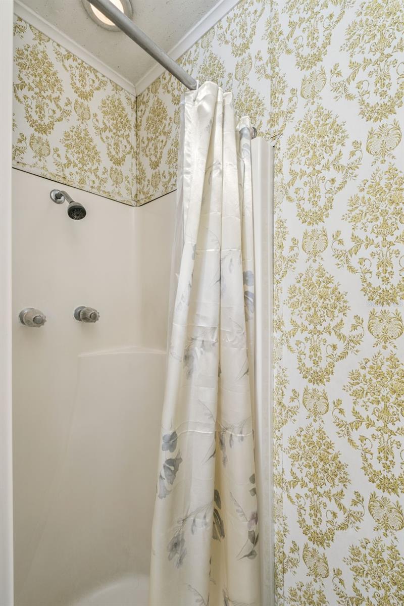 Image 22 of 27 For 217 Colony Drive