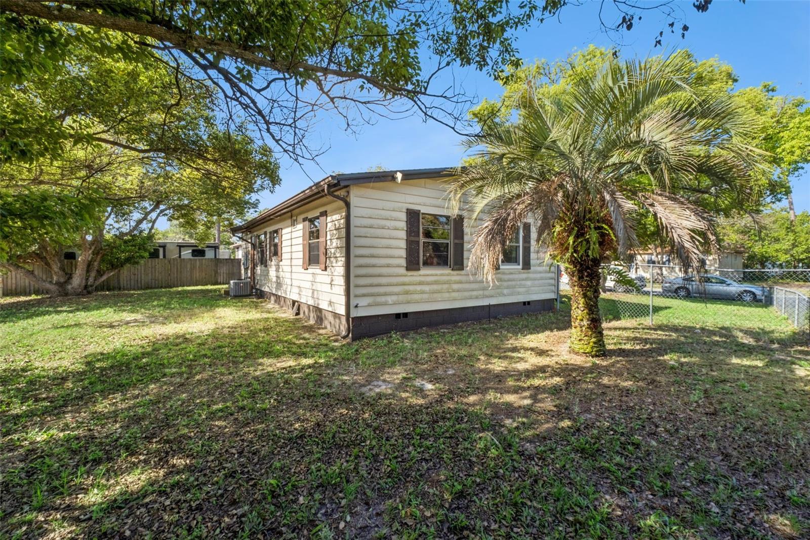 Image 5 of 27 For 217 Colony Drive