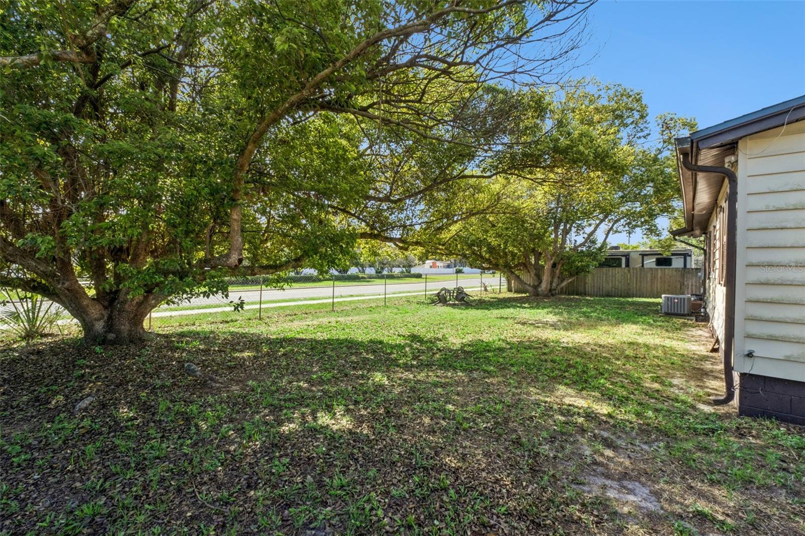 Image 6 of 27 For 217 Colony Drive