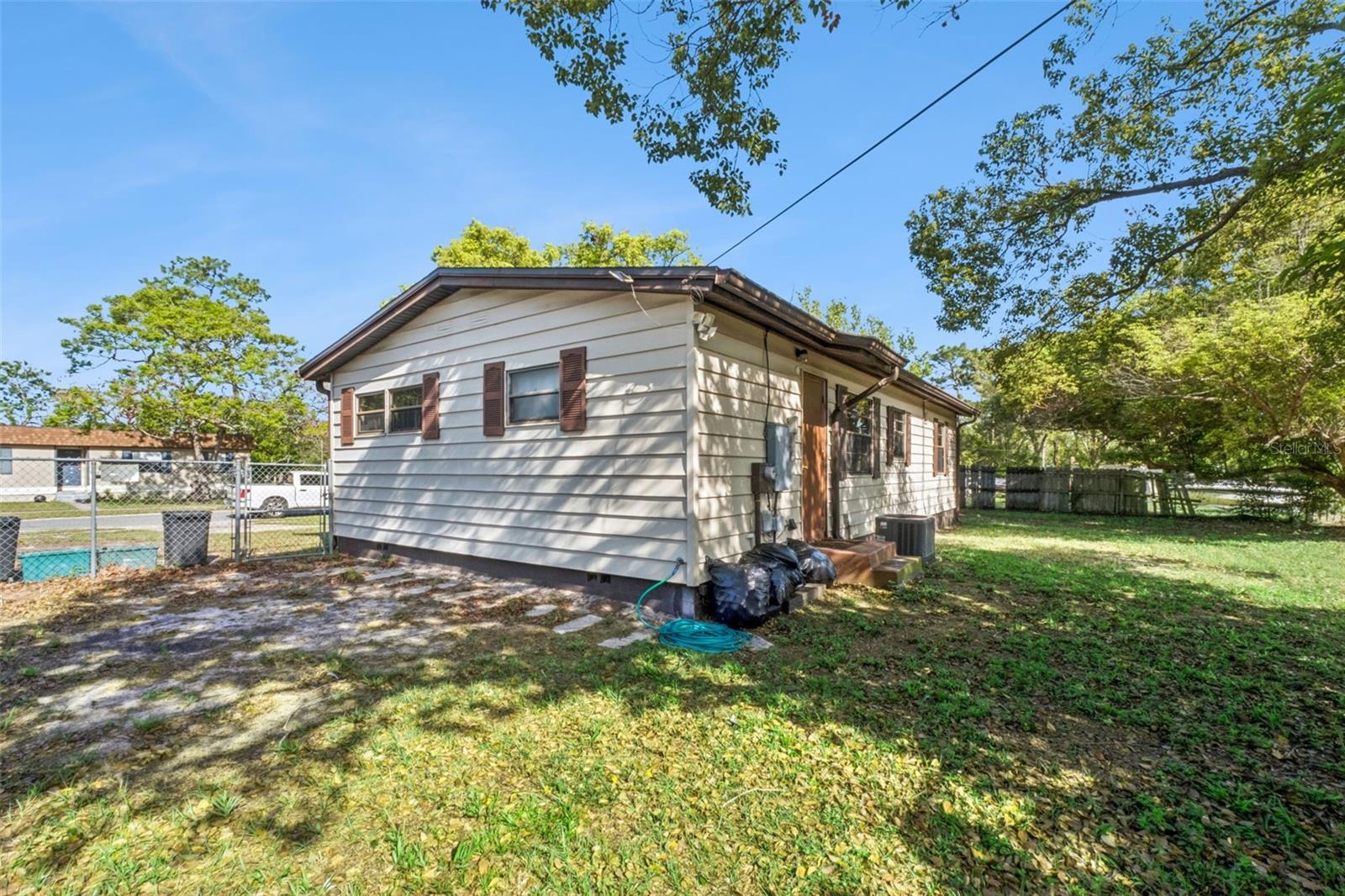 Image 8 of 27 For 217 Colony Drive