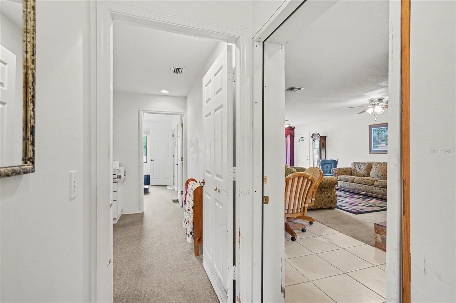 Image 12 of 27 For 909 Kanawha Street