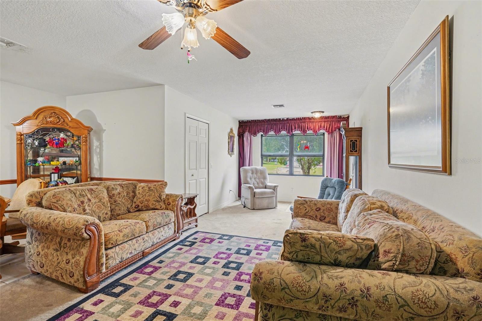 Image 7 of 27 For 909 Kanawha Street