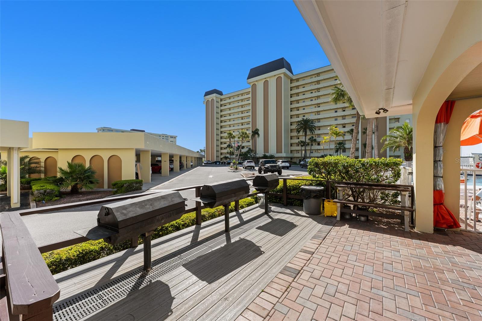 Image 42 of 61 For 4775 Cove Circle 103