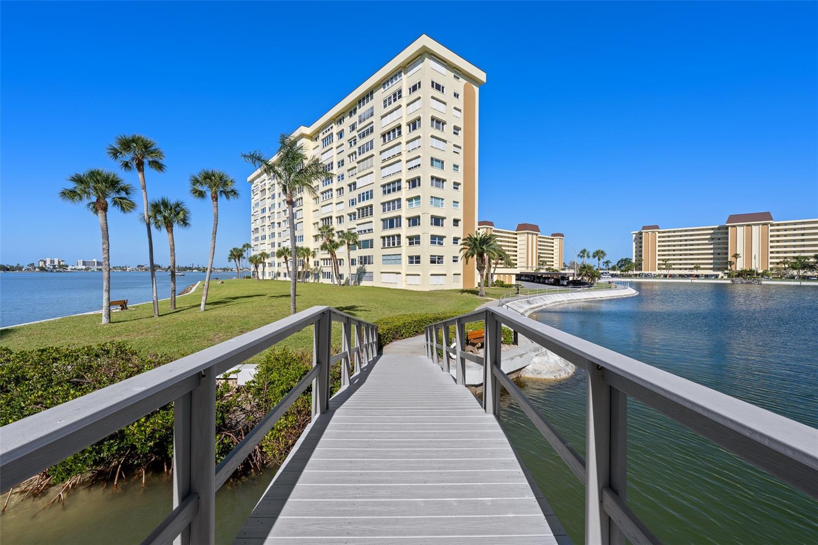 Image 54 of 61 For 4775 Cove Circle 103