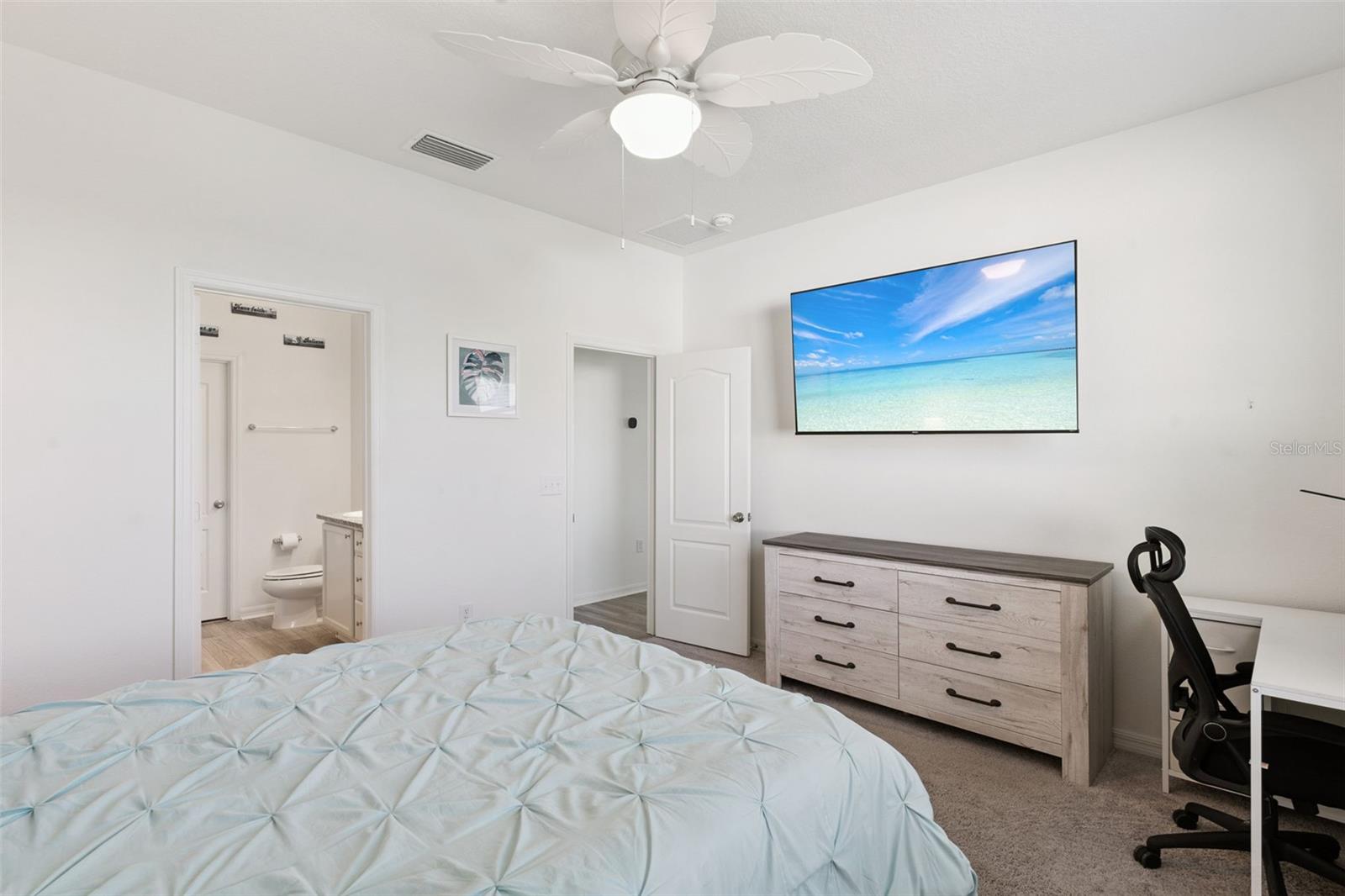 Image 25 of 64 For 1682 Littleleaf Boxwood Loop