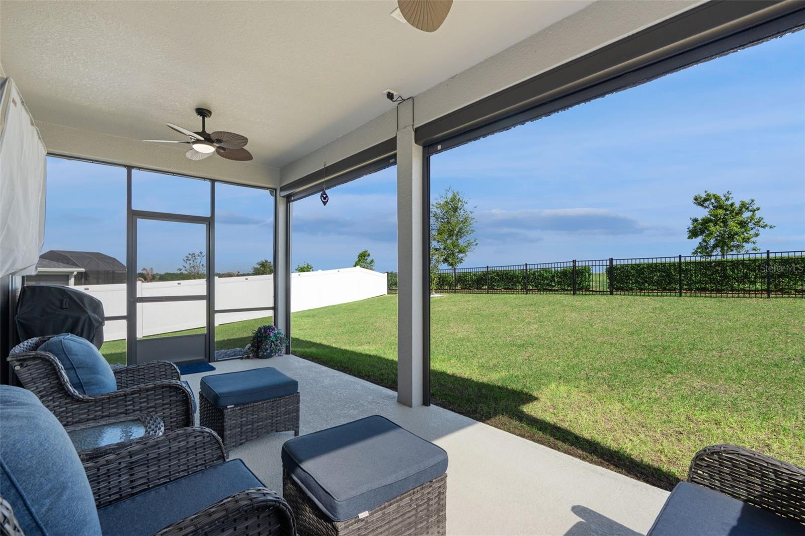 Image 40 of 64 For 1682 Littleleaf Boxwood Loop