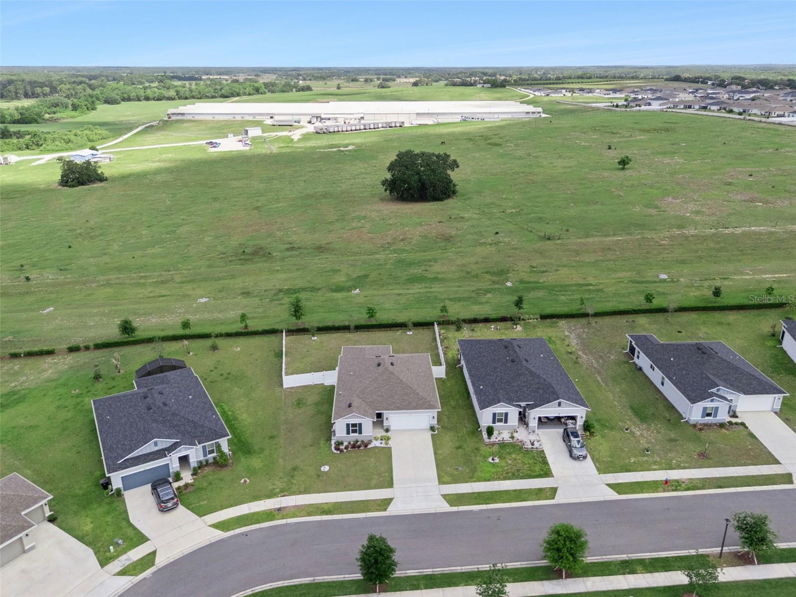 Image 56 of 64 For 1682 Littleleaf Boxwood Loop