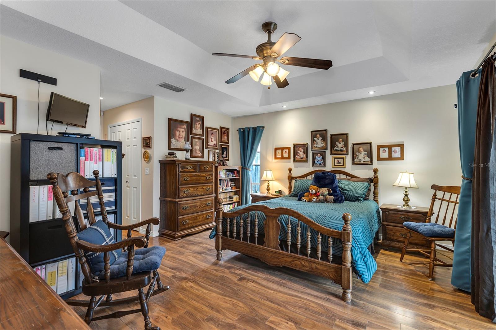 Image 10 of 34 For 406 Sterling Lake Dr