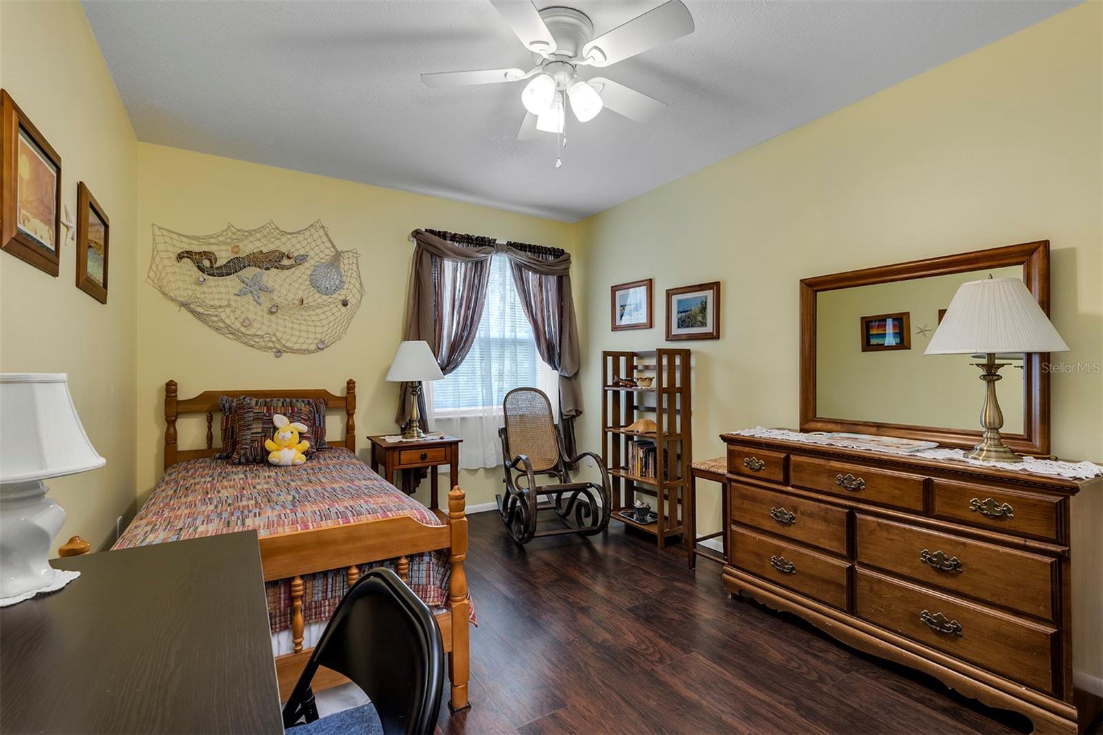 Image 30 of 34 For 406 Sterling Lake Dr