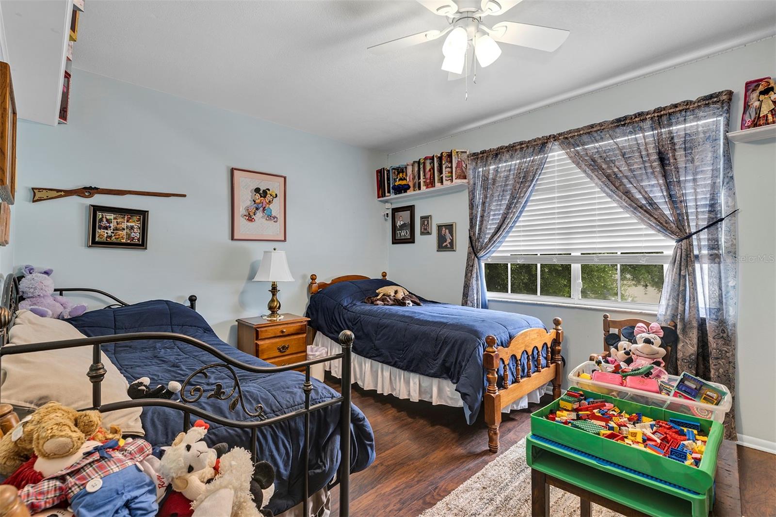 Image 33 of 34 For 406 Sterling Lake Dr