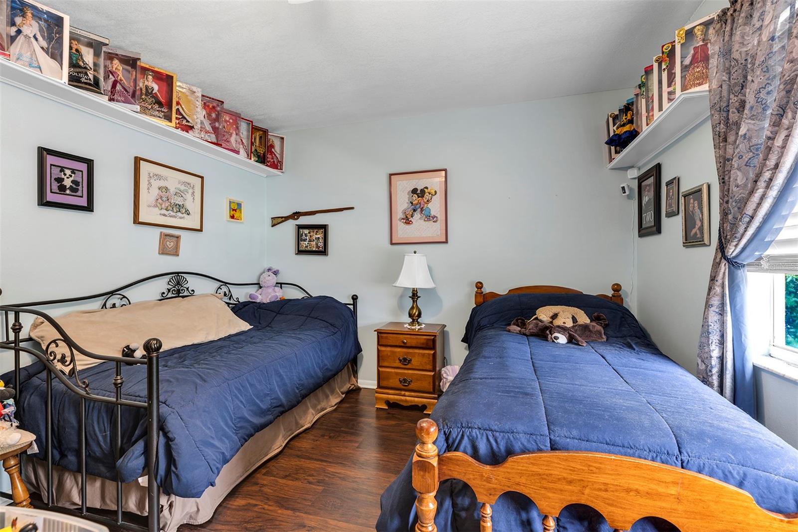 Image 34 of 34 For 406 Sterling Lake Dr