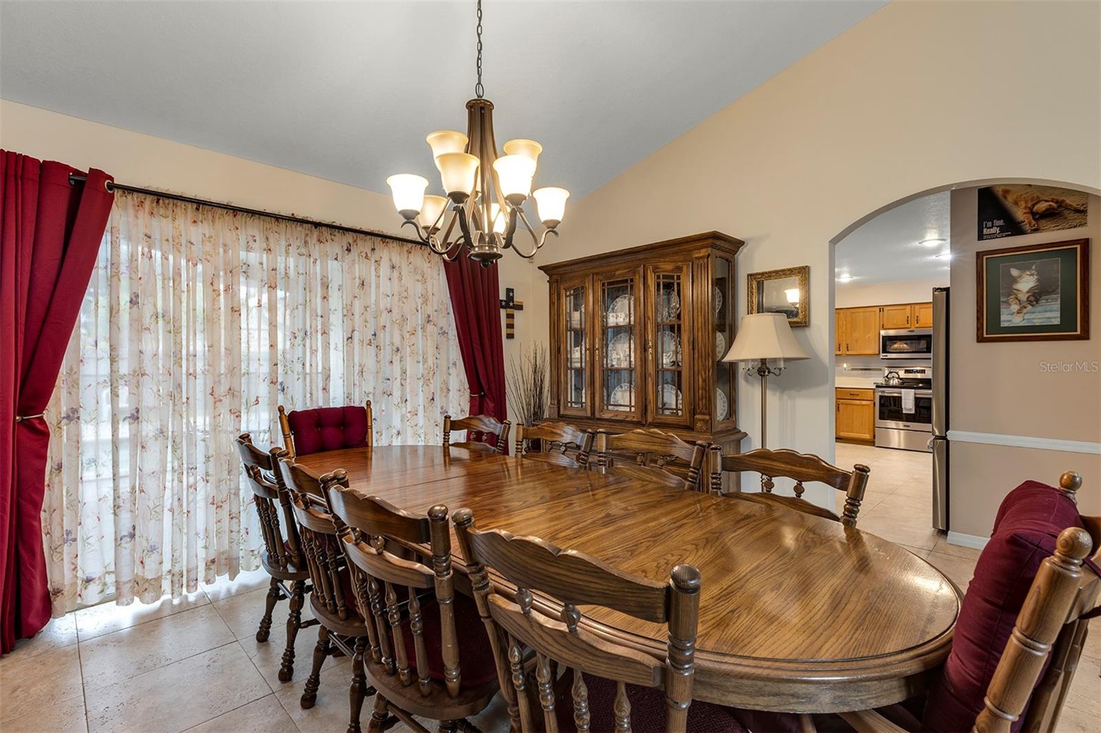 Image 8 of 34 For 406 Sterling Lake Dr