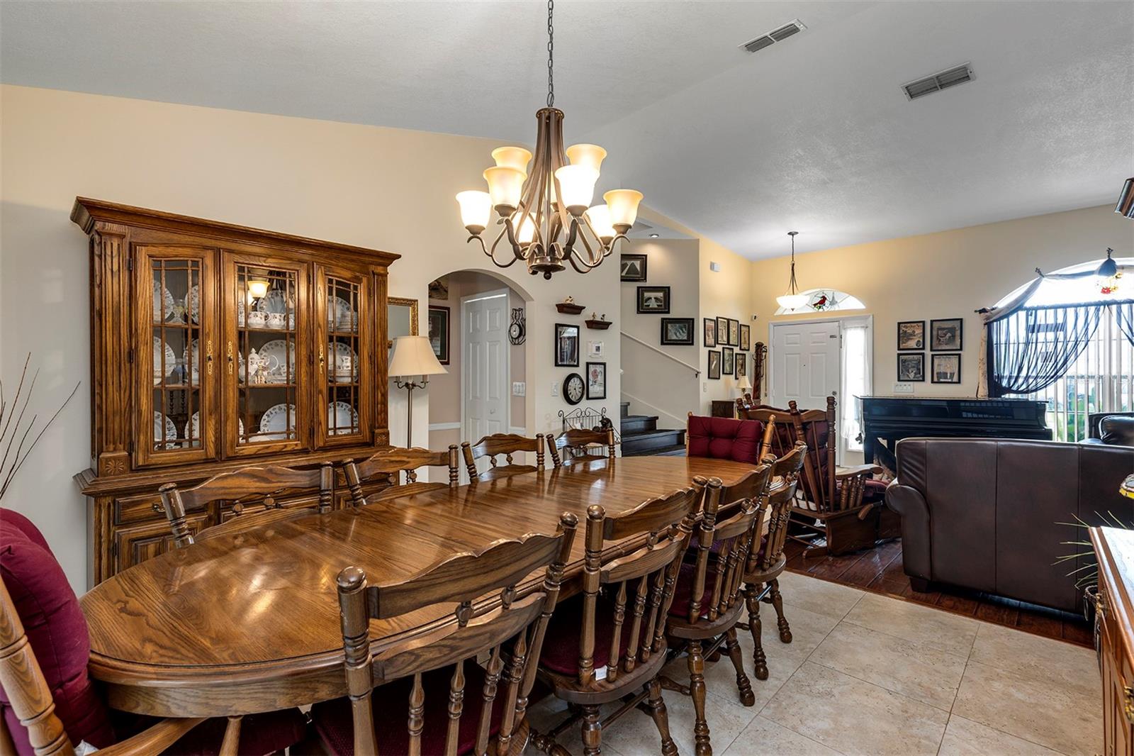 Image 9 of 34 For 406 Sterling Lake Dr