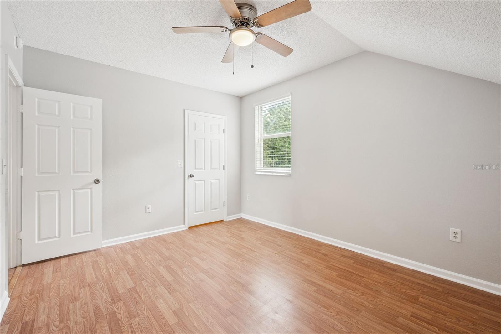 Image 14 of 18 For 2522 Woods Edge Circle