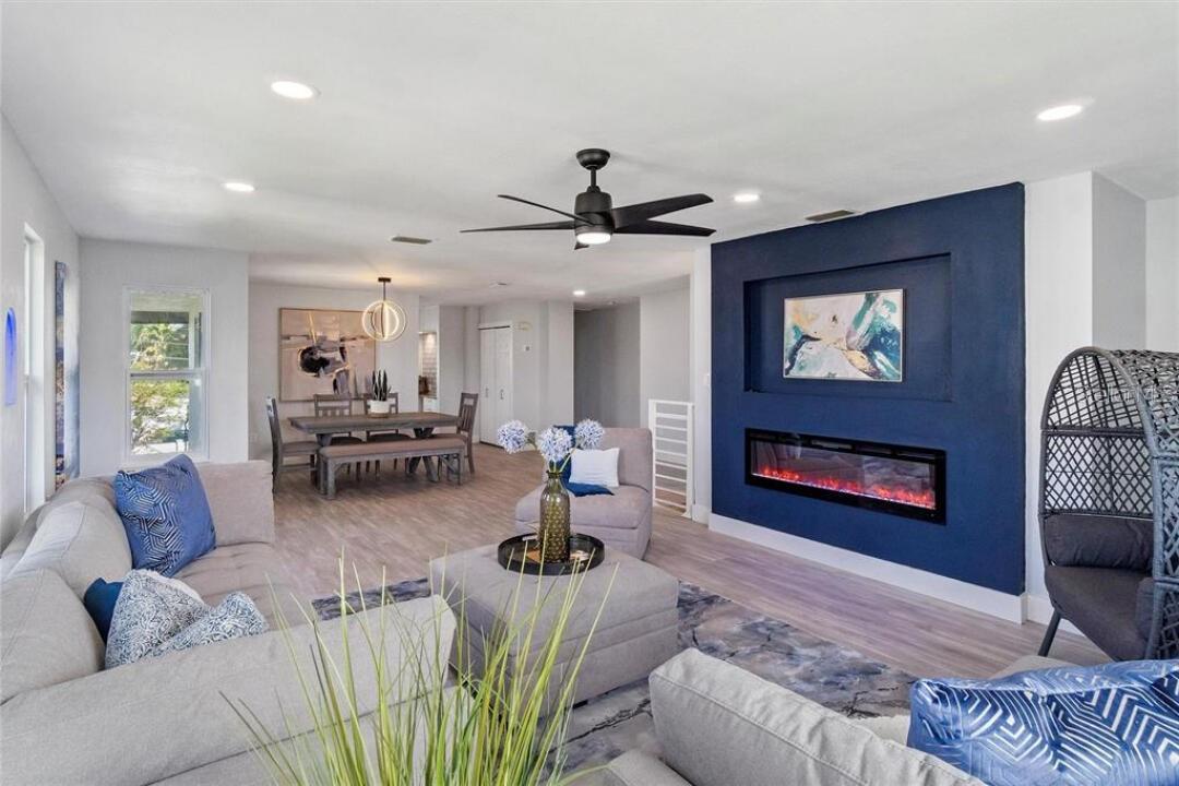 Image 11 of 42 For 307 161st Avenue