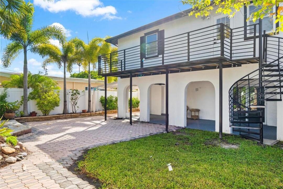 Image 2 of 42 For 307 161st Avenue