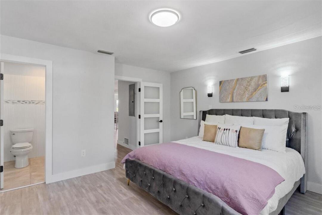 Image 30 of 42 For 307 161st Avenue