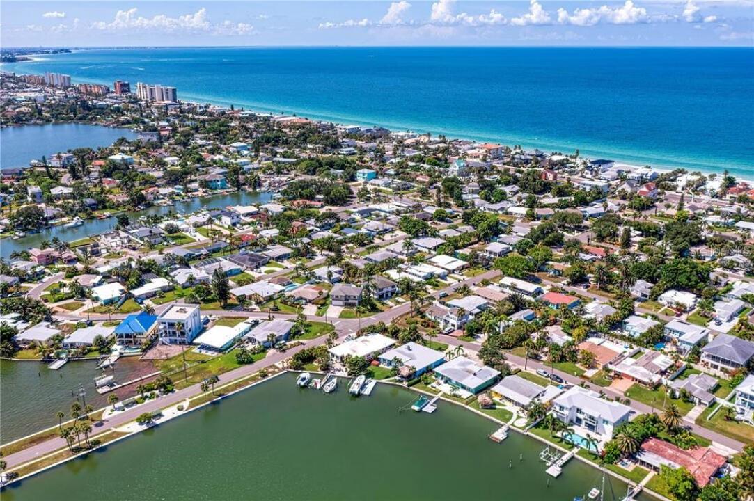 Image 6 of 42 For 307 161st Avenue