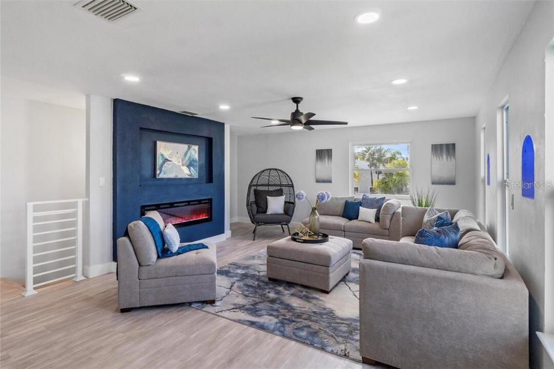 Image 8 of 42 For 307 161st Avenue