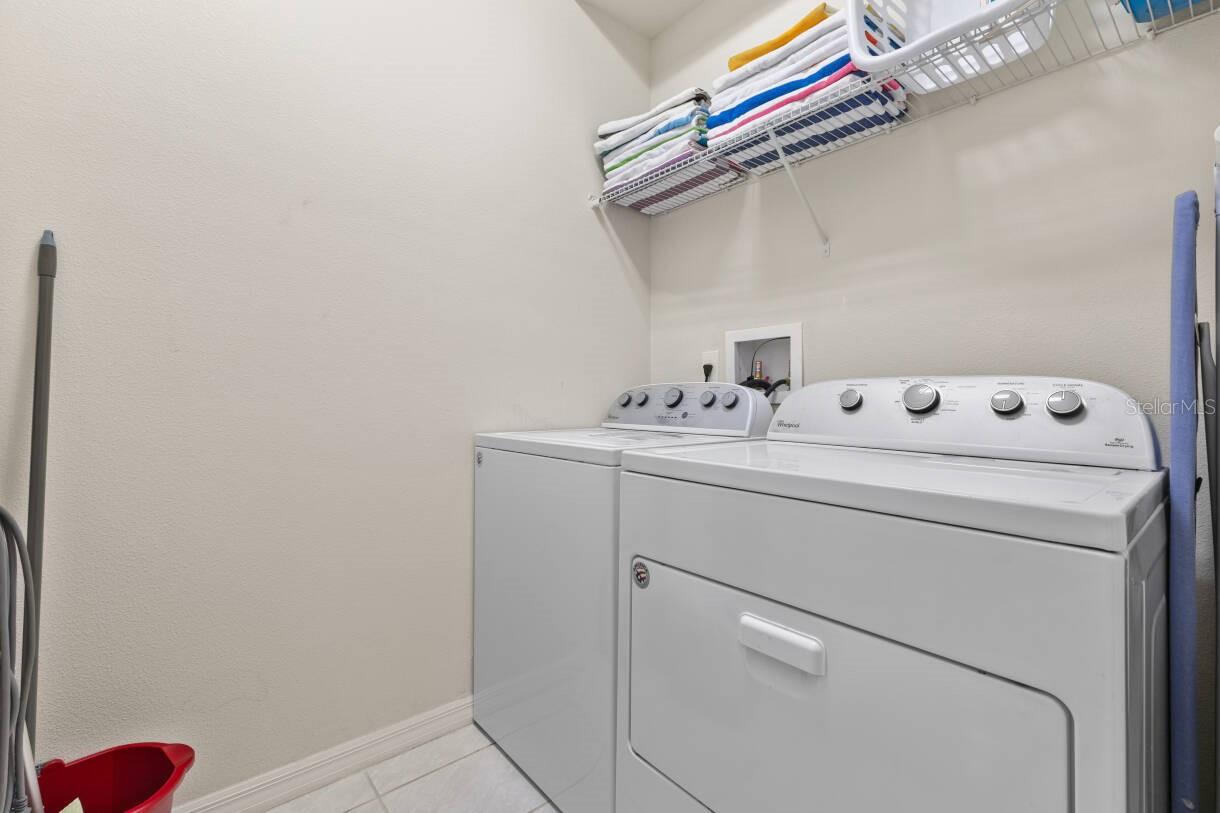 Image 36 of 84 For 5405 Misty Oak Circle