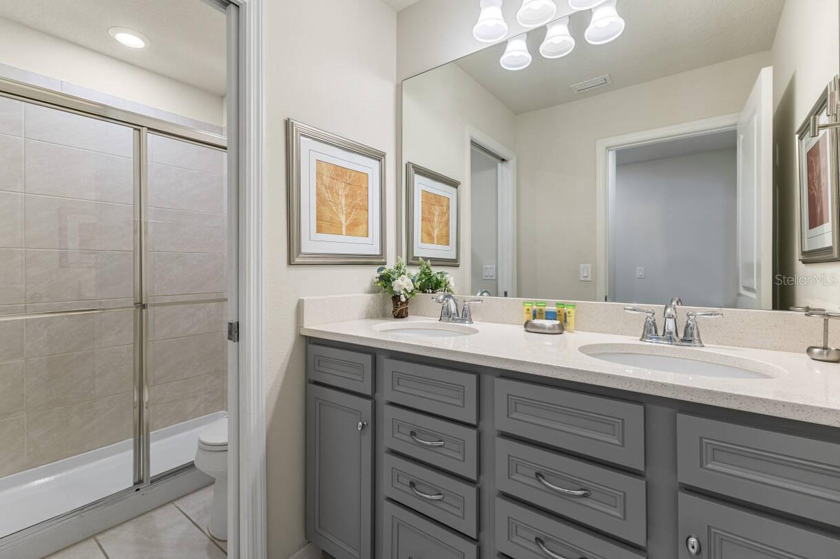 Image 60 of 84 For 5405 Misty Oak Circle