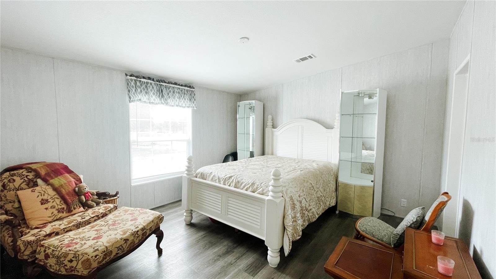 Image 10 of 18 For 16161 276th Street