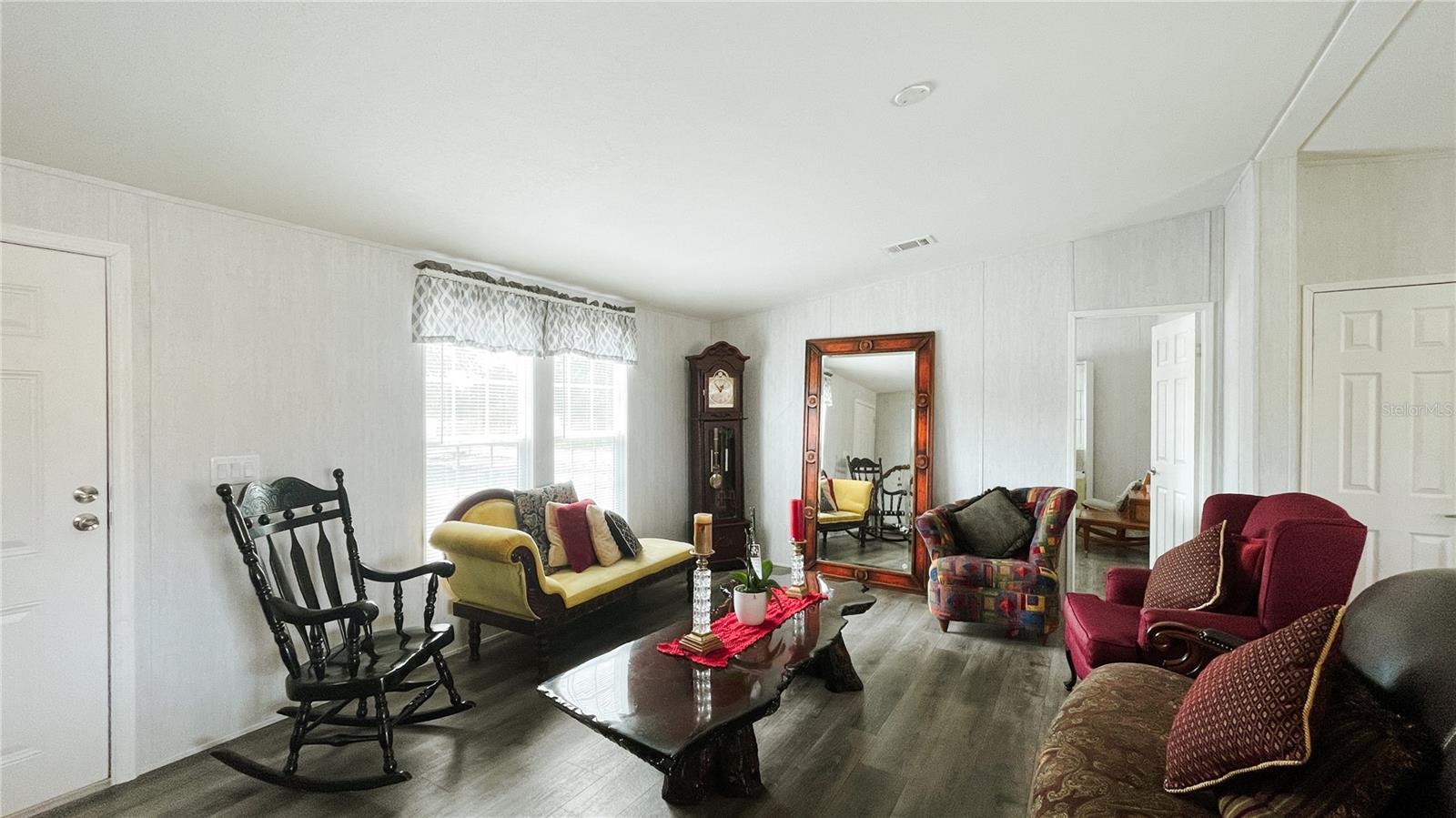 Image 12 of 18 For 16161 276th Street