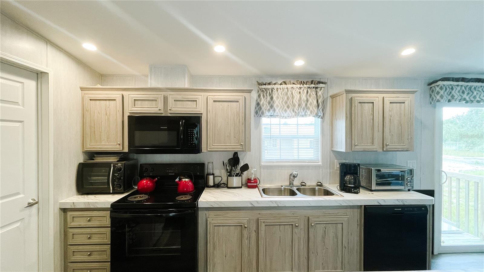 Image 16 of 18 For 16161 276th Street