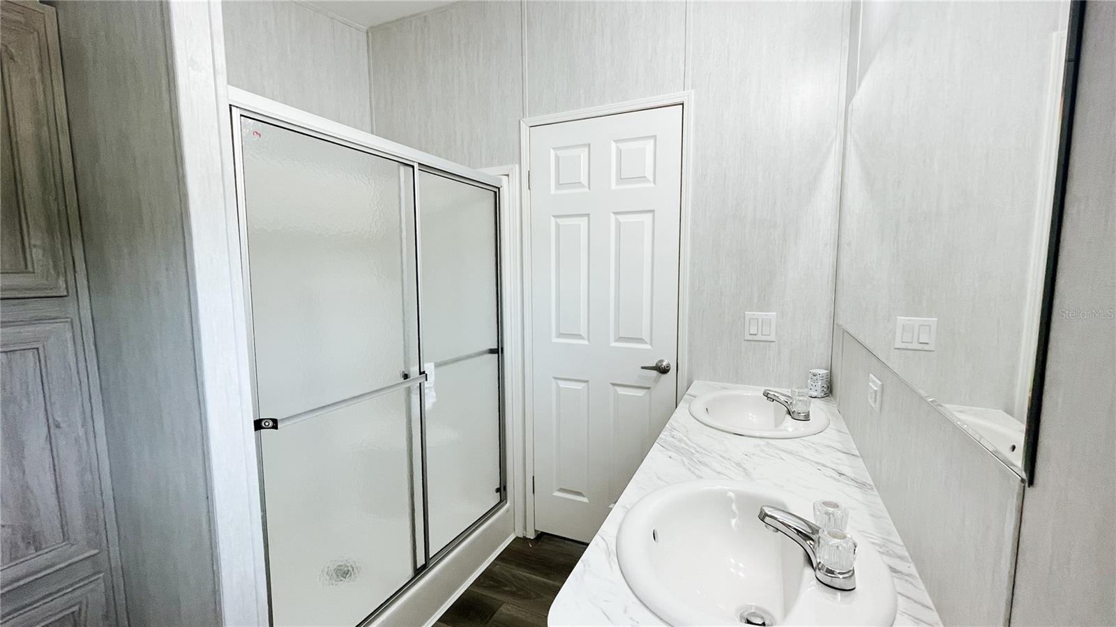 Image 7 of 18 For 16161 276th Street