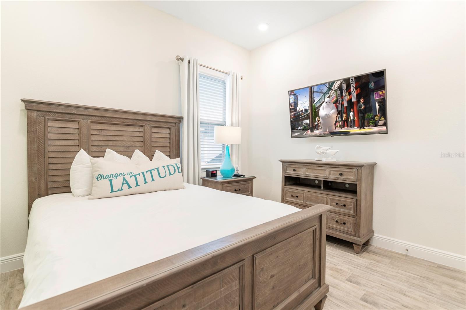 Image 12 of 74 For 8041 Lost Shaker Lane