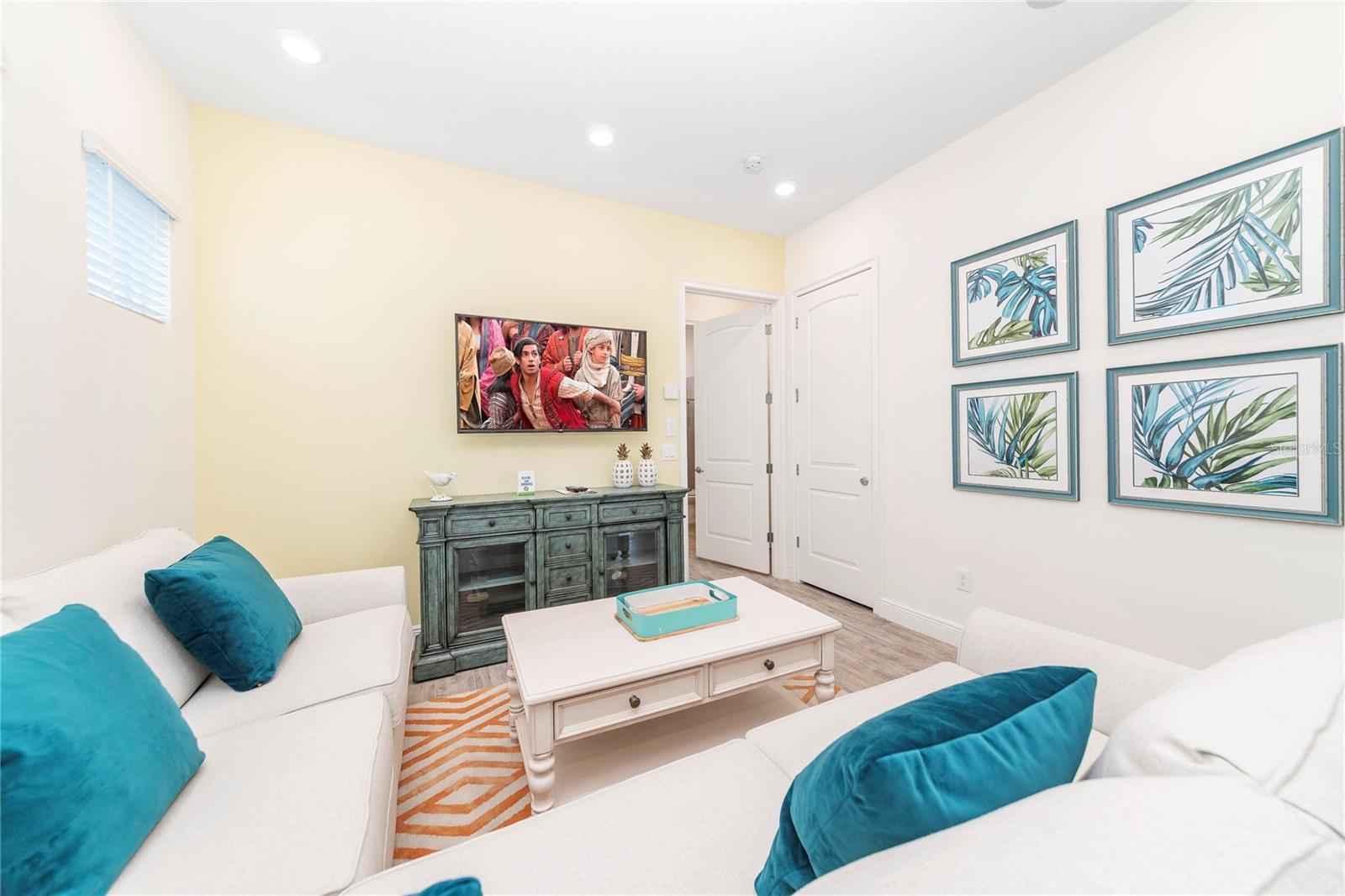 Image 4 of 74 For 8041 Lost Shaker Lane