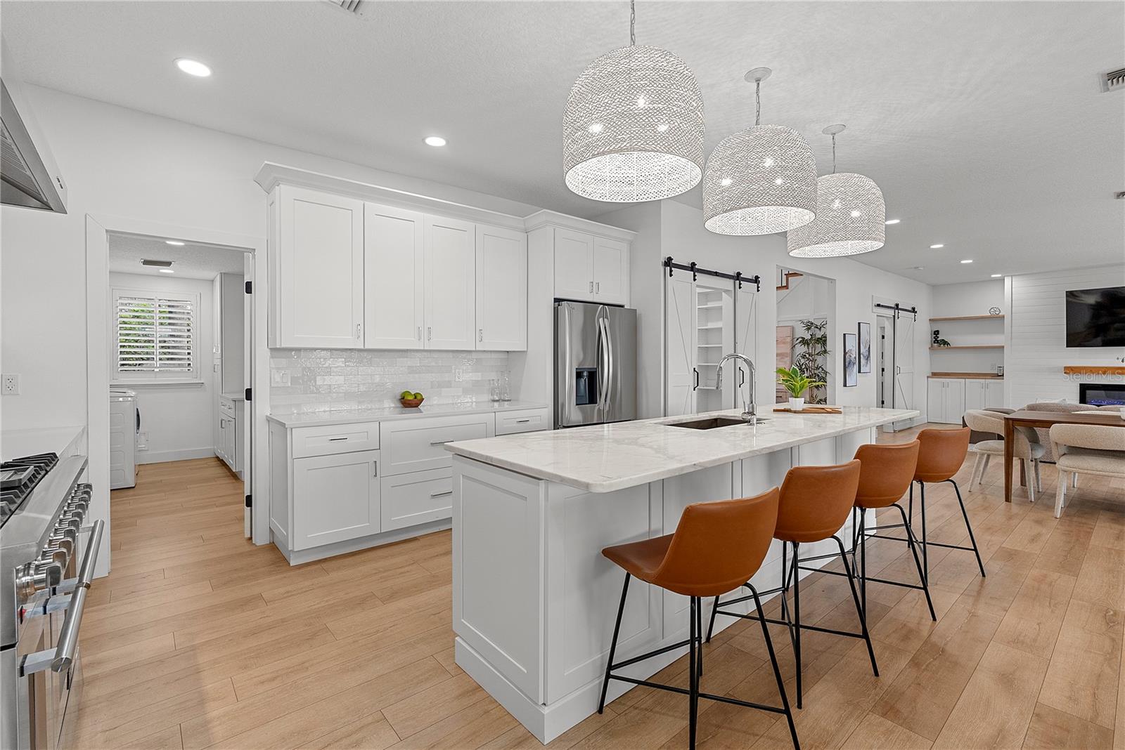 Image 14 of 57 For 281 Sunrise Point