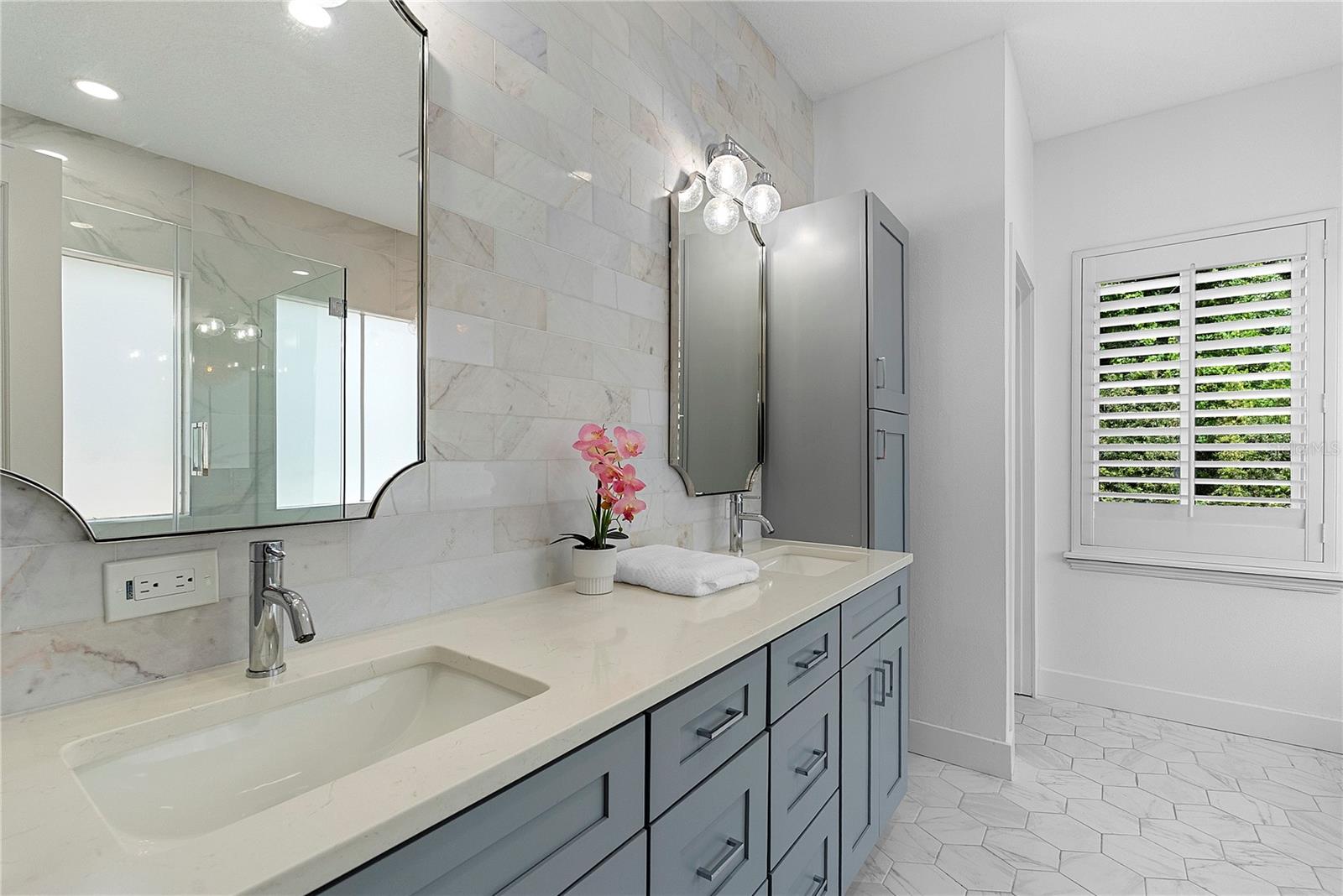 Image 28 of 57 For 281 Sunrise Point