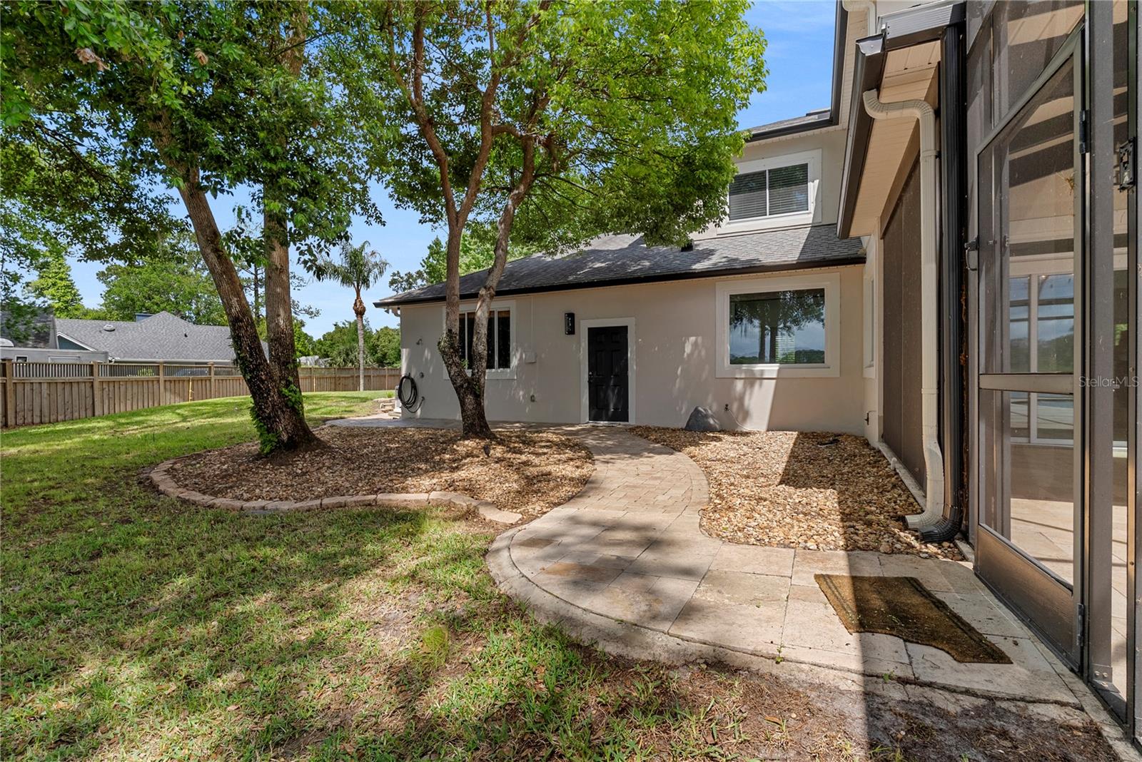 Image 50 of 57 For 281 Sunrise Point