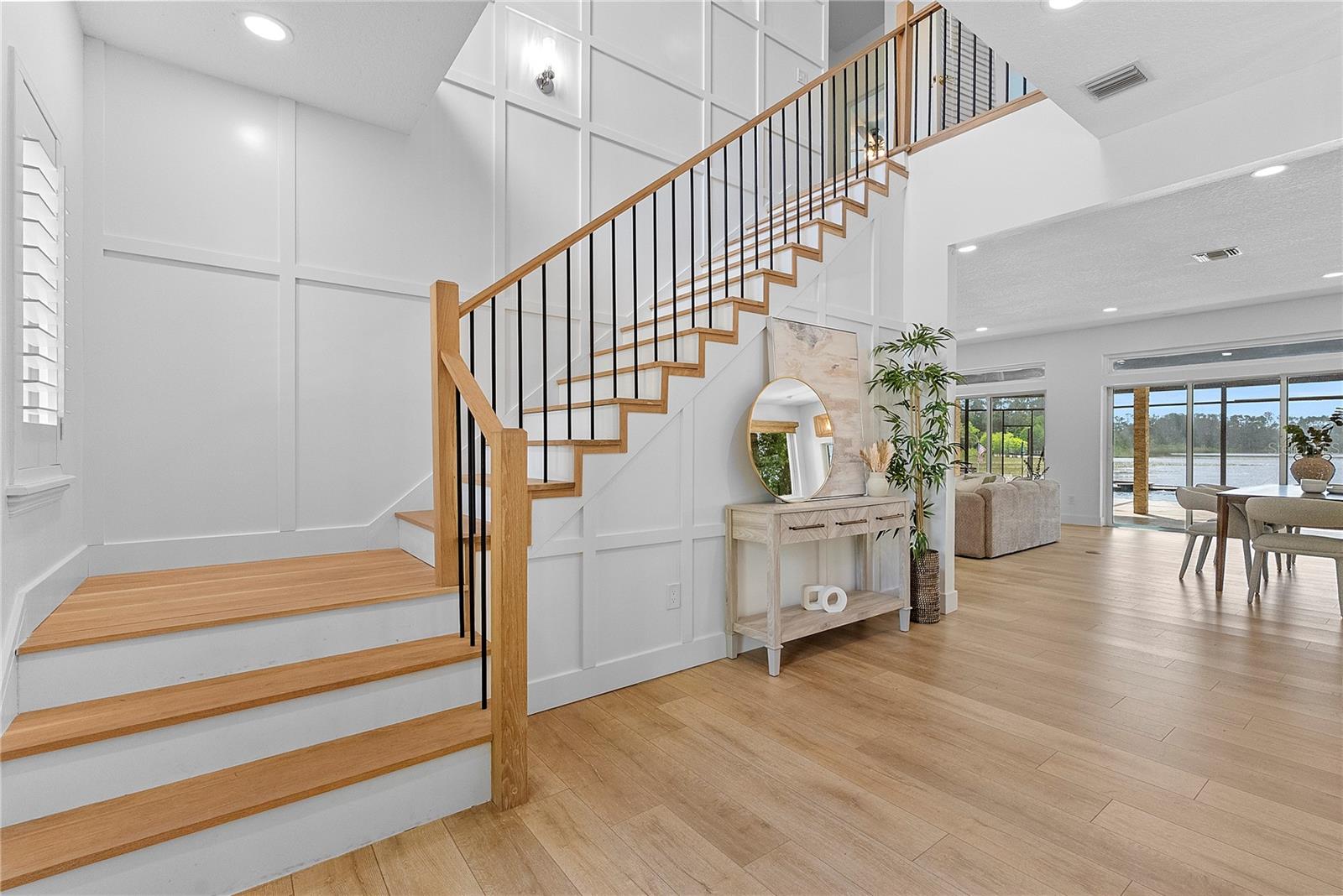 Image 7 of 57 For 281 Sunrise Point