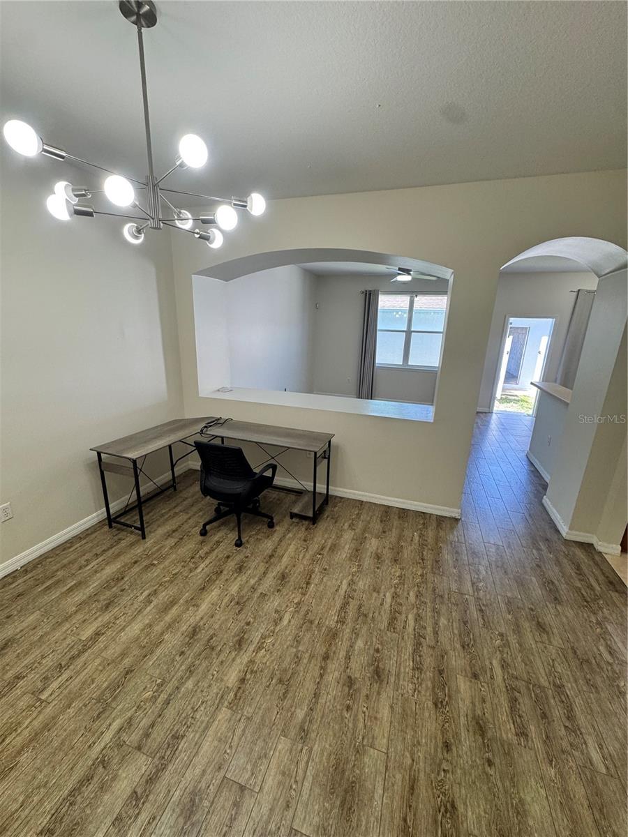 Image 3 of 15 For 2822 Grasmere View Parkway