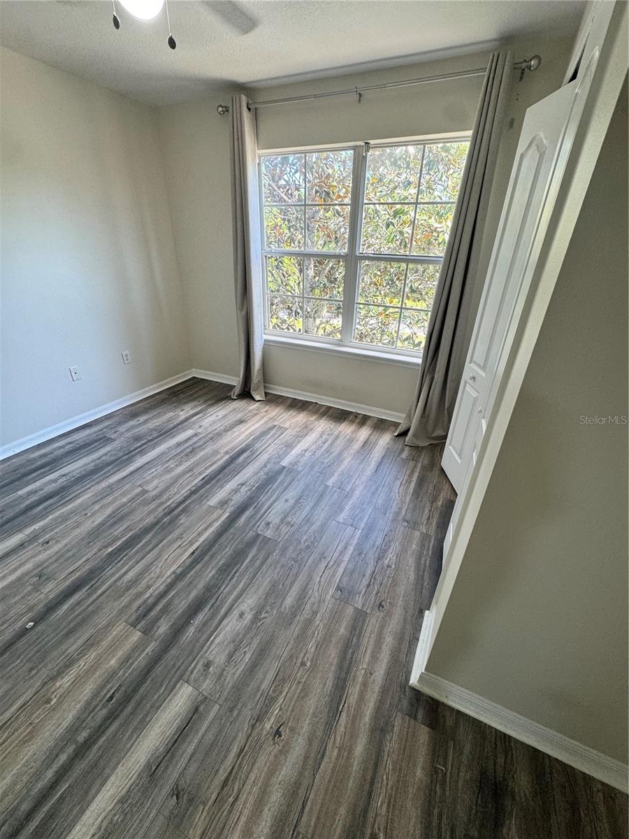 Image 8 of 15 For 2822 Grasmere View Parkway