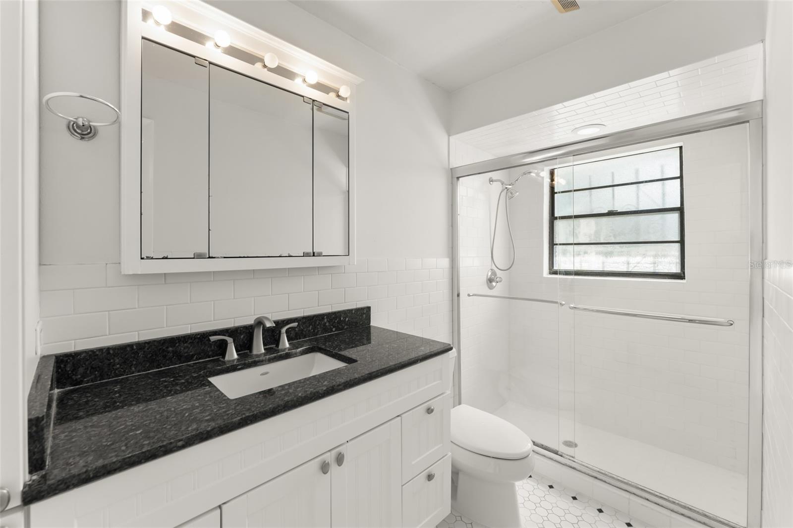 Image 20 of 38 For 1210 Fairway Dr