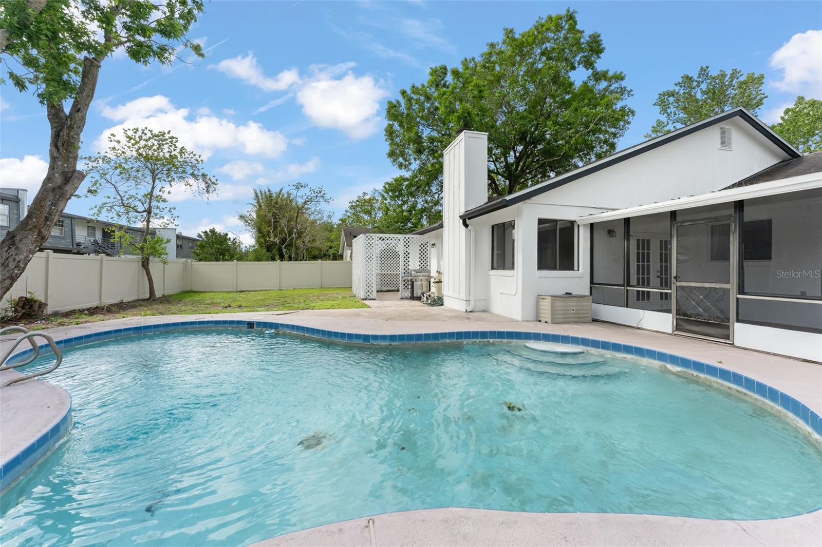 Image 34 of 38 For 1210 Fairway Dr