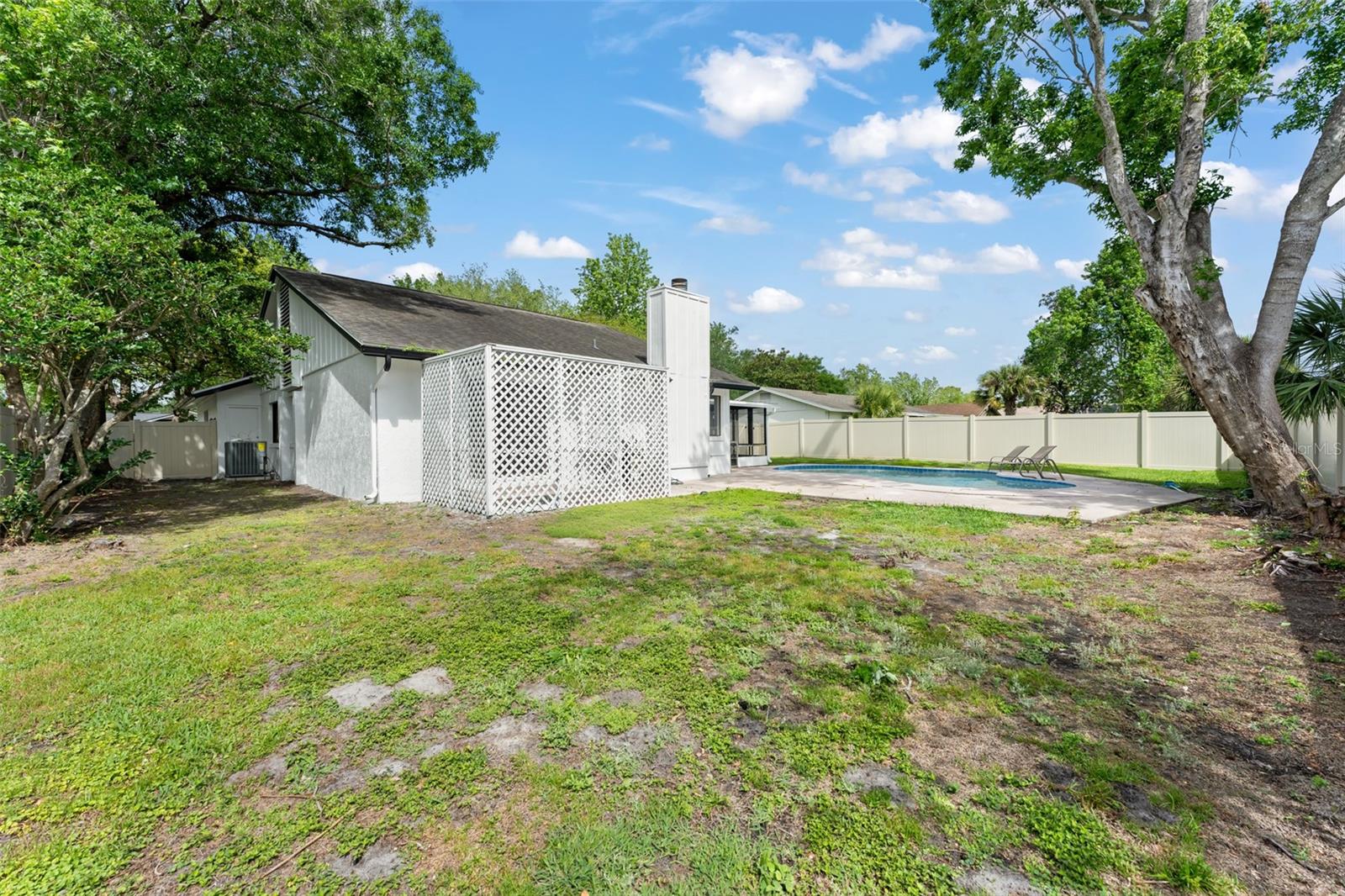 Image 36 of 38 For 1210 Fairway Dr