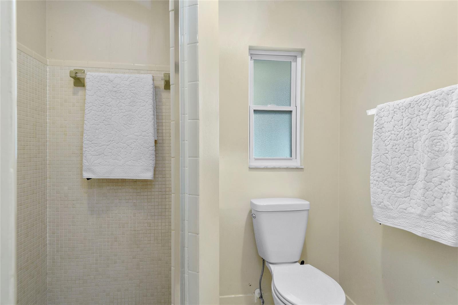 Image 18 of 35 For 7120 Brookside Trail