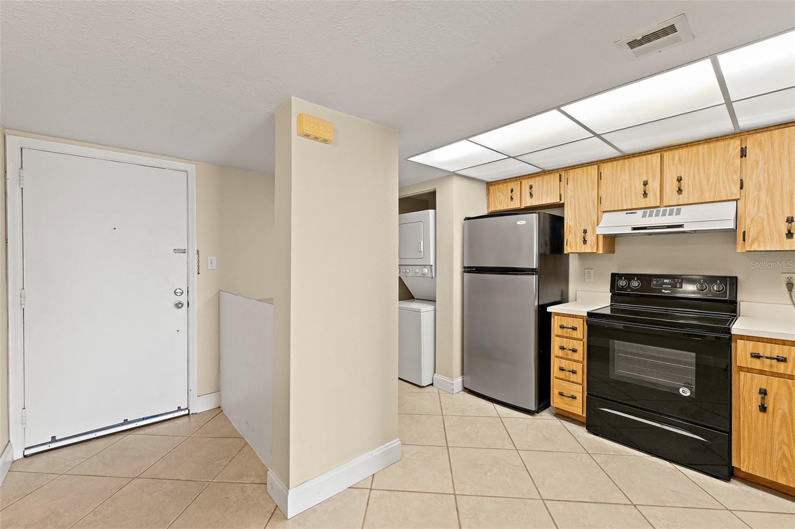 Image 10 of 30 For 3060 Atlantic Avenue 102