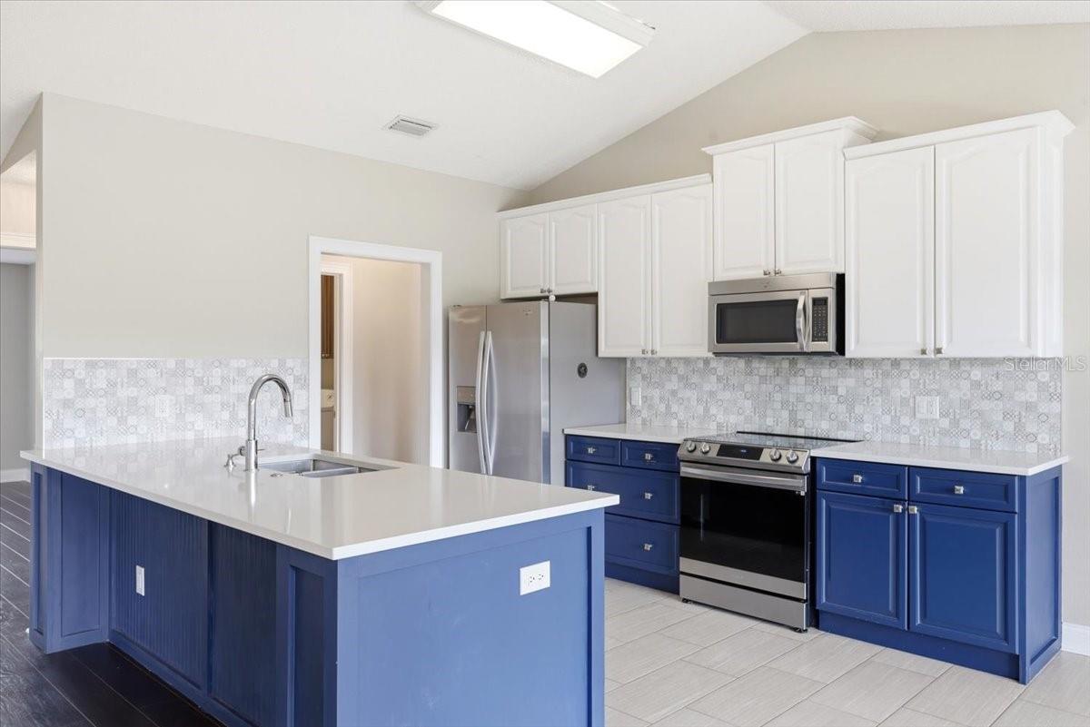 Image 10 of 30 For 1051 Stationside Drive