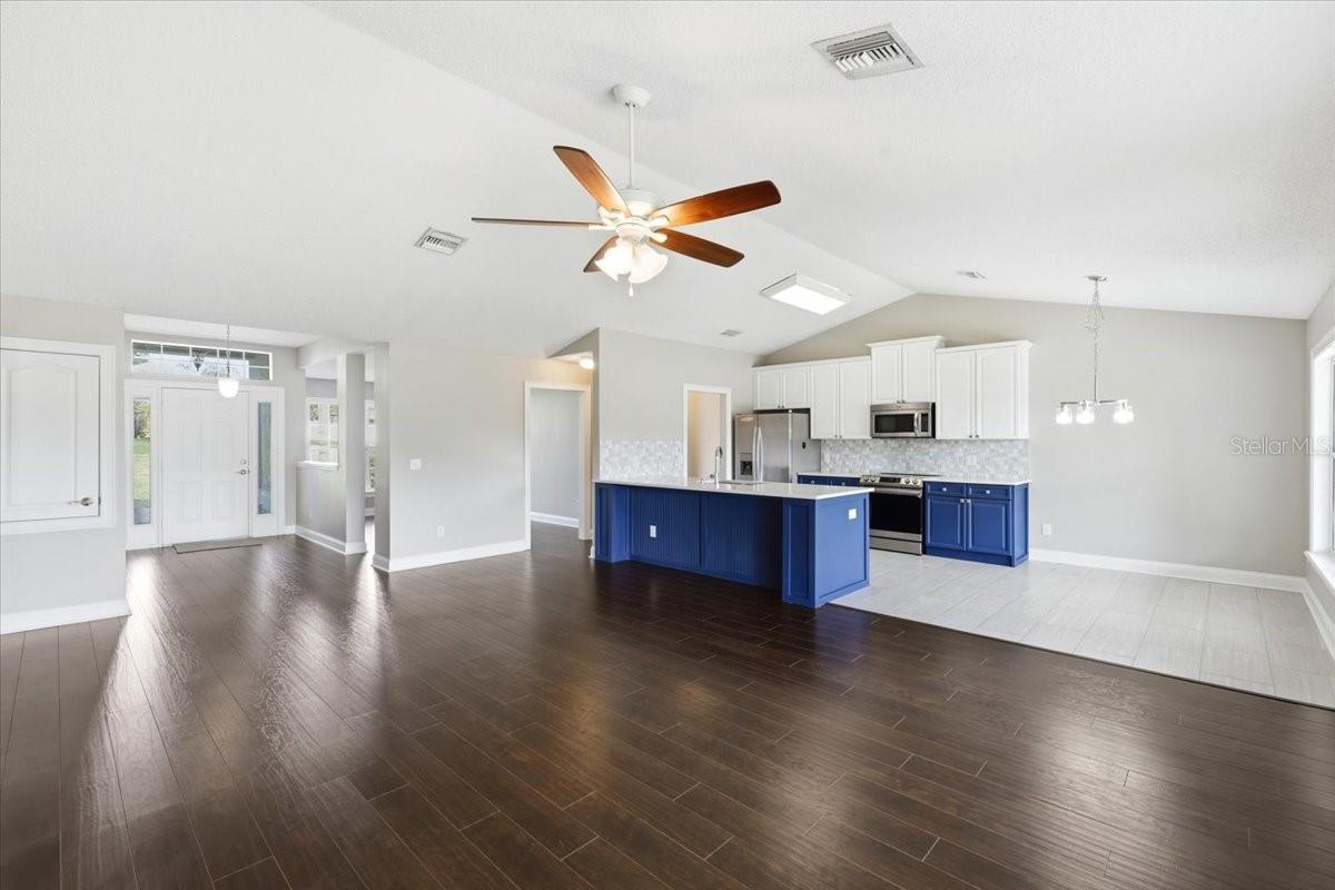 Image 11 of 30 For 1051 Stationside Drive