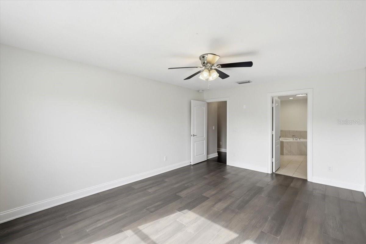 Image 15 of 30 For 1051 Stationside Drive