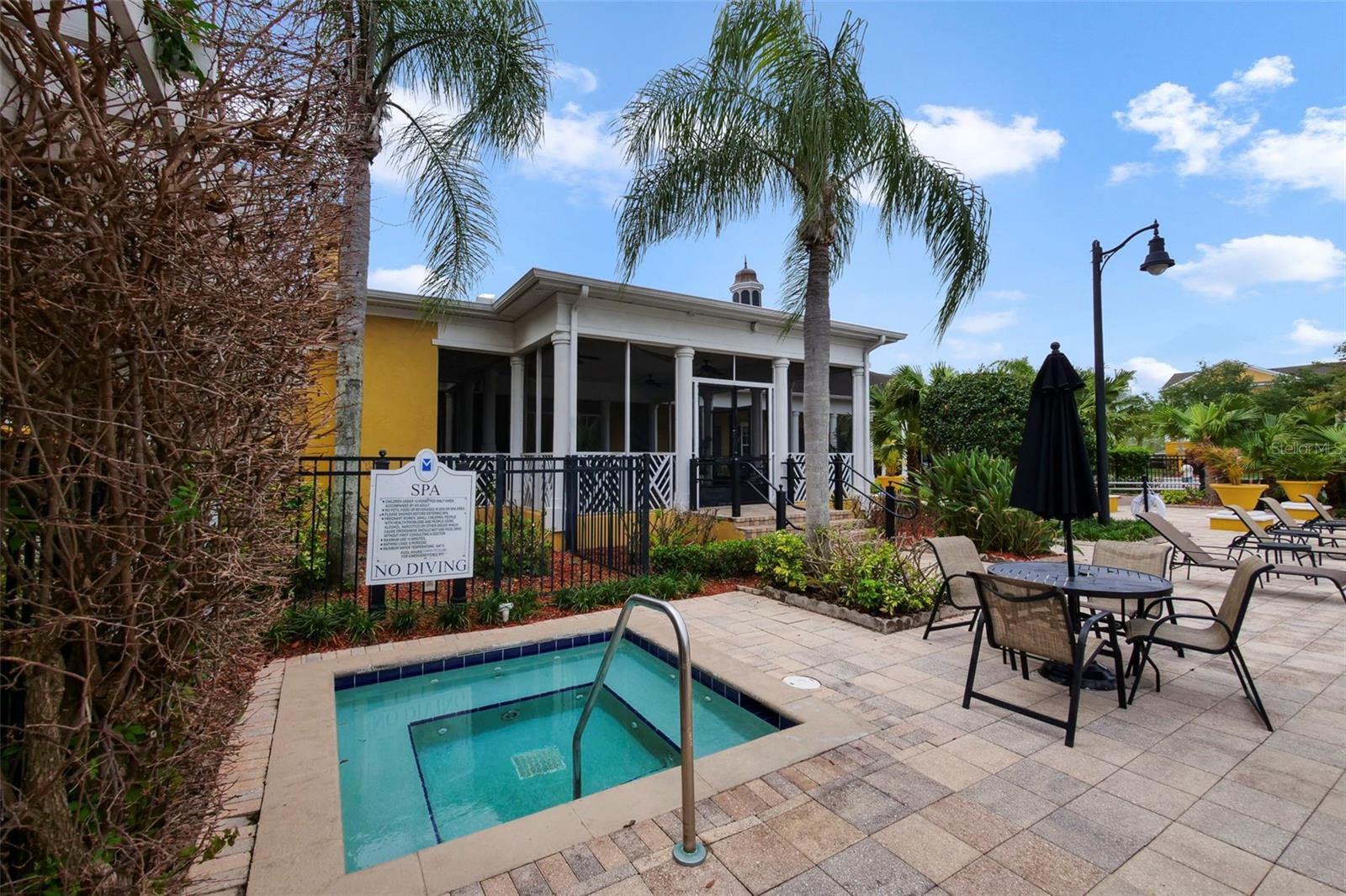 Image 19 of 28 For 3615 Conroy Road 614